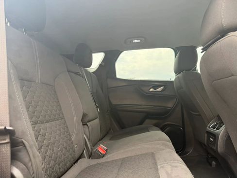 Used 2022 Chevrolet Blazer LT w/ LPO, Black Accent Package FWD image 25