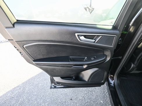 Certified 2024 Ford Edge SEL w/ Convenience Package image 24