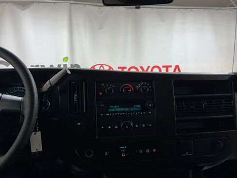 Used 2024 GMC Savana 2500 w/ Driver Convenience Package RWD image 24