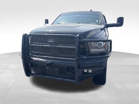 Used 2017 RAM 2500 Laramie w/ Sport Appearance Group AWD/4WD image 3