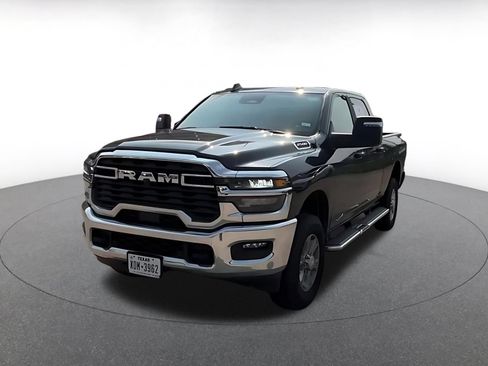 Used 2025 RAM 2500 Big Horn AWD/4WD image 7