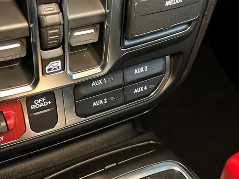 New 2026 Jeep Gladiator Mojave w/ Safety Group image 44