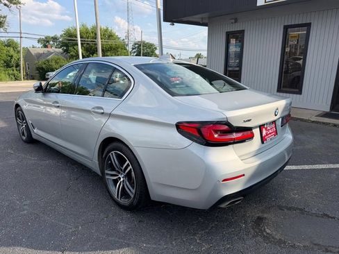Used 2021 BMW 530i xDrive w/ Premium Package AWD/4WD image 9