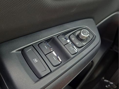 Used 2025 Subaru Forester Limited image 16