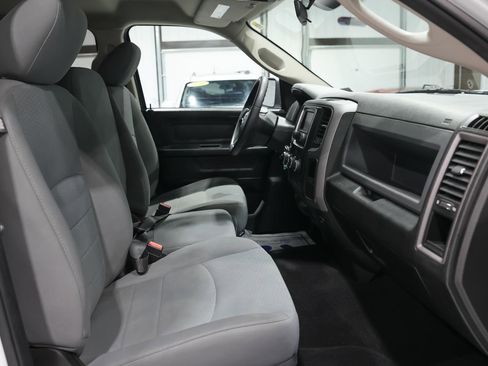 Used 2019 RAM 1500 Express image 26