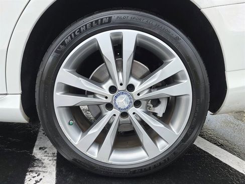 Used 2015 Mercedes-Benz C 300 4MATIC Sedan image 47