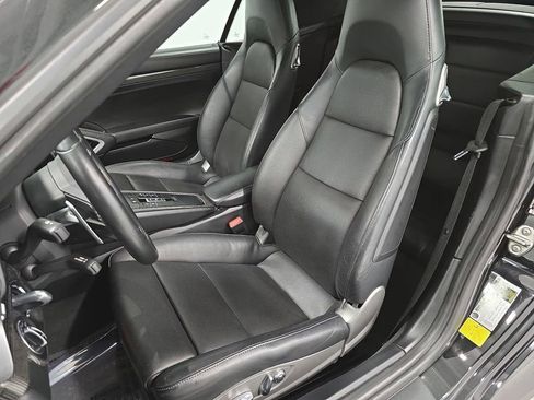Used 2019 Porsche 911 Turbo AWD/4WD image 5