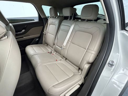 Used 2024 Lincoln Corsair FWD image 29