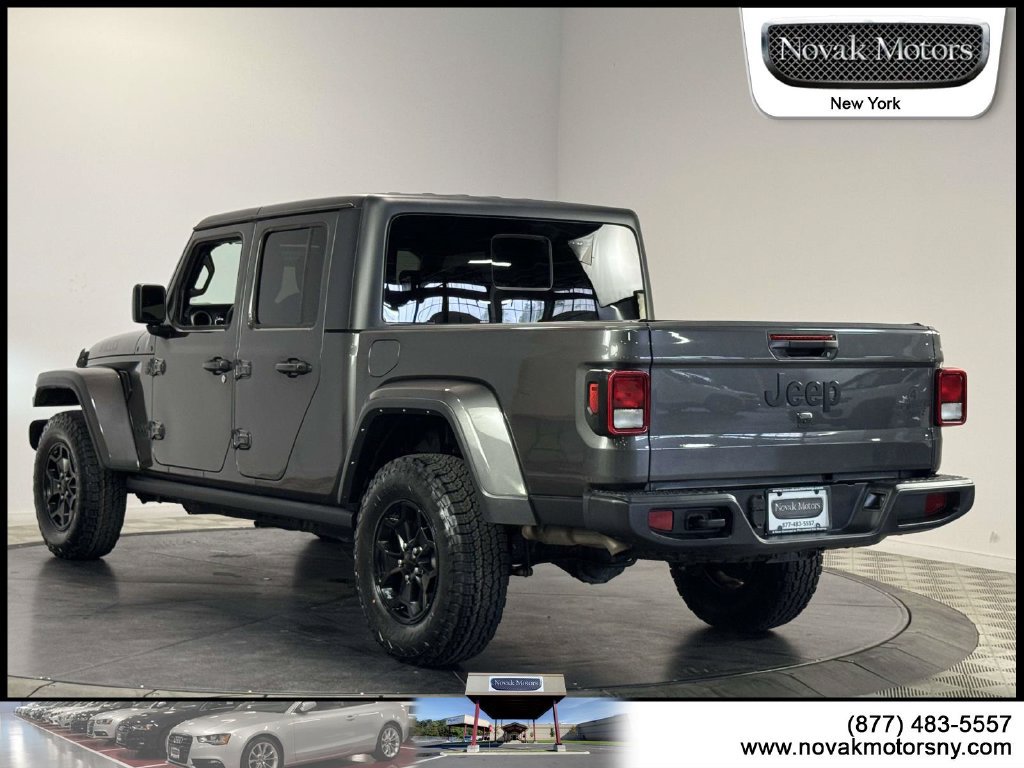 Used 2022 Jeep Gladiator Sport AWD/4WD image 6