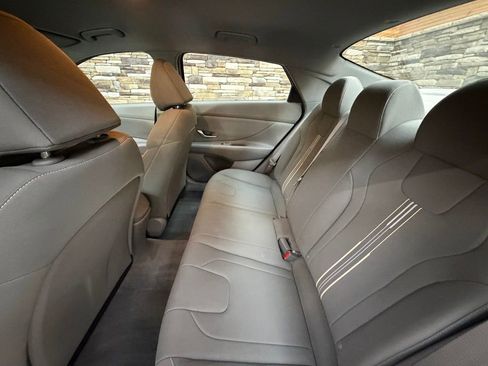 Certified 2023 Hyundai Elantra SEL image 26