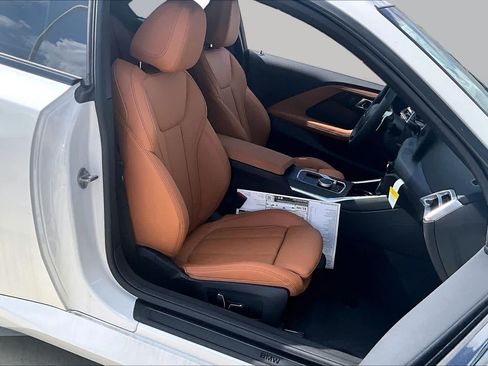 Used 2026 BMW 230i Coupe w/ Premium Package RWD image 8