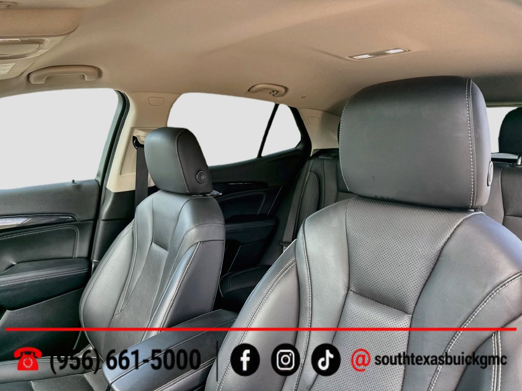 Used 2023 Buick Envision Essence AWD/4WD image 13