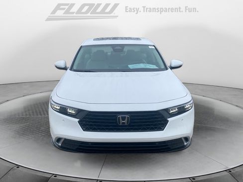 Used 2026 Honda Accord Touring image 3