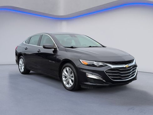 Used 2023 Chevrolet Malibu LT image 9