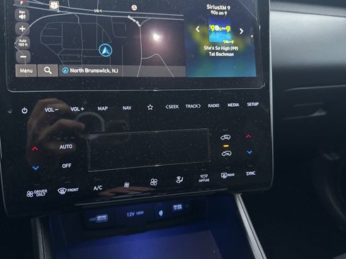 Used 2024 Hyundai Tucson Limited image 20