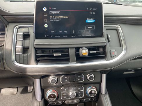 Used 2022 GMC Yukon SLT w/ SLT Premium Package image 14