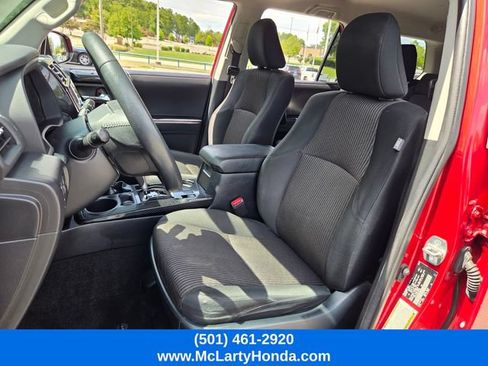 Used 2022 Toyota 4Runner TRD Off-Road AWD/4WD image 7