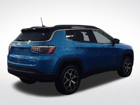 Used 2025 Jeep Compass Limited image 6