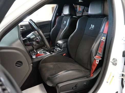 Used 2020 Dodge Charger Scat Pack w/ Plus Group RWD image 2
