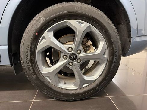 Certified 2023 Ford Escape ST-Line Select w/ Tech Pack #1 AWD/4WD image 7