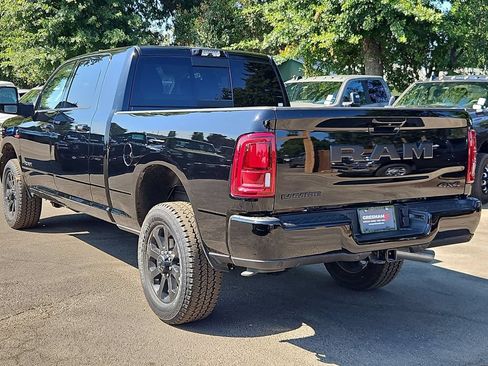 New 2026 RAM 2500 Laramie w/ Night Edition AWD/4WD image 5