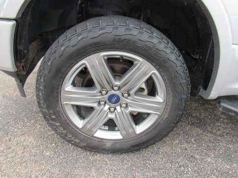 Used 2019 Ford F150 XLT w/ Equipment Group 302A Luxury AWD/4WD image 6