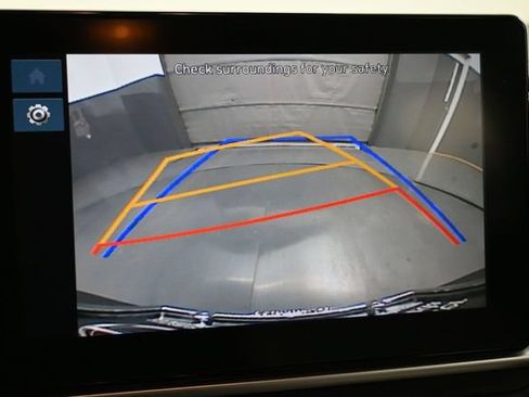 Used 2023 Hyundai Venue SEL w/ Cargo Package FWD image 18