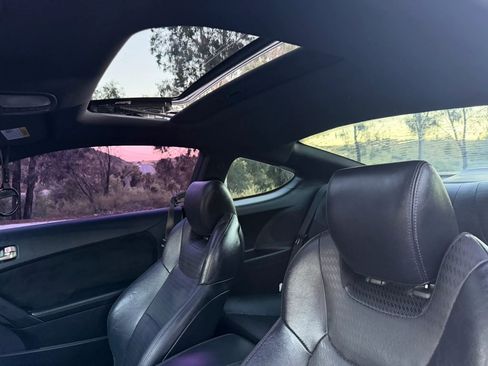 Used 2014 Hyundai Genesis 3.8 image 13