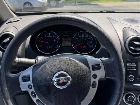 Used 2012 Nissan Rogue SV FWD image 15
