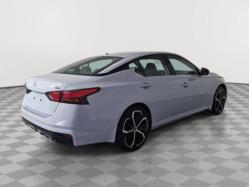 Certified 2023 Nissan Altima 2.5 SR FWD image 8