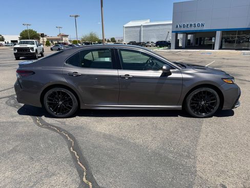 Used 2024 Toyota Camry XSE FWD image 4