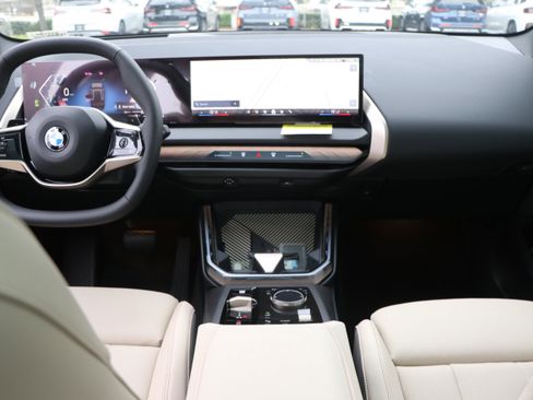 Used 2025 BMW X3 xDrive30i w/ Premium Package image 28