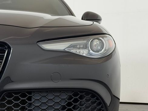 Used 2020 Alfa Romeo Giulia Ti Sport AWD/4WD image 11