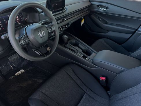 New 2025 Honda Accord SE image 9