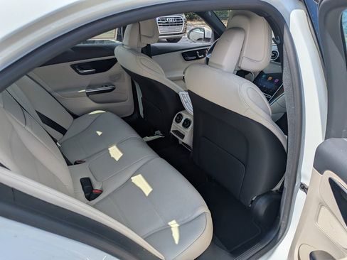 Used 2025 Mercedes-Benz C 300 4MATIC Sedan image 47