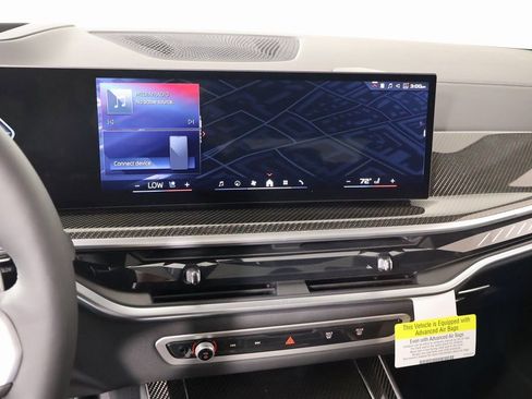 New 2026 BMW X5 M60i w/ Climate Comfort Package image 6