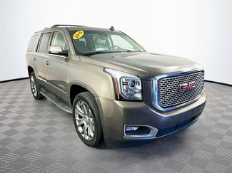 Used 2015 GMC Yukon Denali w/ Open Road Package AWD/4WD video 3