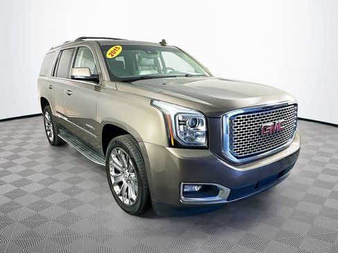 Used 2015 GMC Yukon Denali w/ Open Road Package AWD/4WD image 3