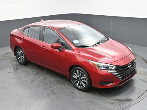 Certified 2025 Nissan Versa SV w/ Trunk Package image 30