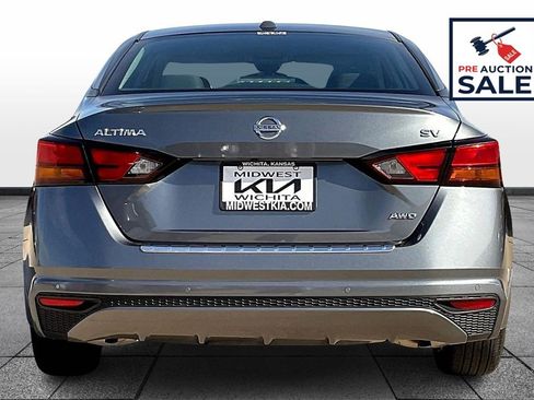 Used 2022 Nissan Altima 2.5 SV image 4