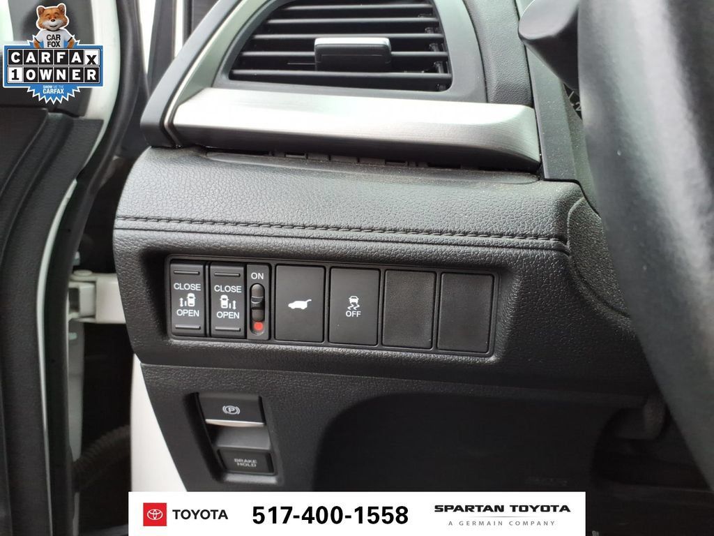 Used 2025 Honda Odyssey EX-L image 14