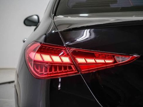 Used 2025 Mercedes-Benz C 300 Sedan image 9