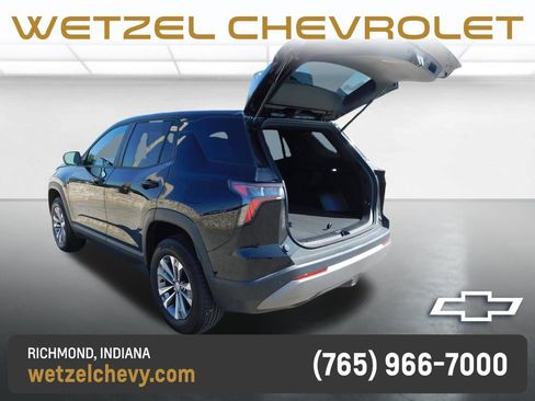 Used 2026 Chevrolet Equinox LT AWD/4WD image 20