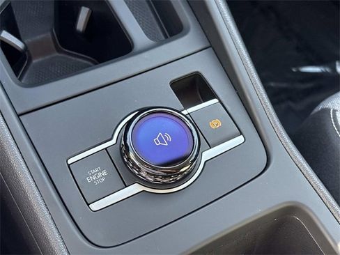 Certified 2025 Volkswagen Tiguan S image 23