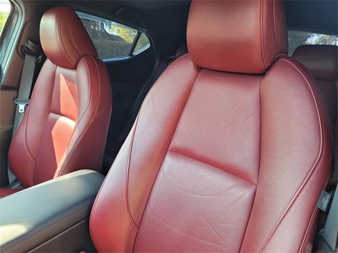 Used 2022 MAZDA MAZDA3 s image 11