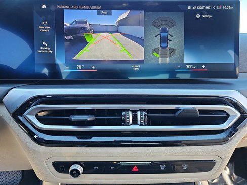 Used 2024 BMW 330i Sedan w/ Convenience Package image 23