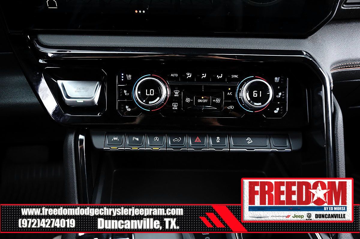 Used 2024 GMC Sierra 1500 AT4 w/ Technology Package AWD/4WD image 23
