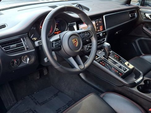 Certified 2024 Porsche Macan GTS AWD/4WD image 4