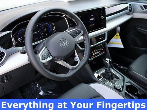 New 2025 Volkswagen Taos SEL AWD/4WD image 2