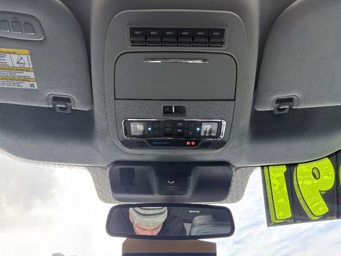 Used 2024 Ford F350 Limited w/ FX4 Off-Road Package image 33